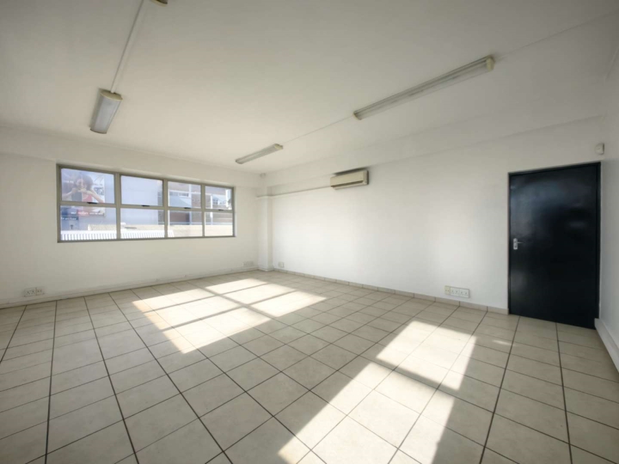To Let commercial Property for Rent in Salt River Western Cape